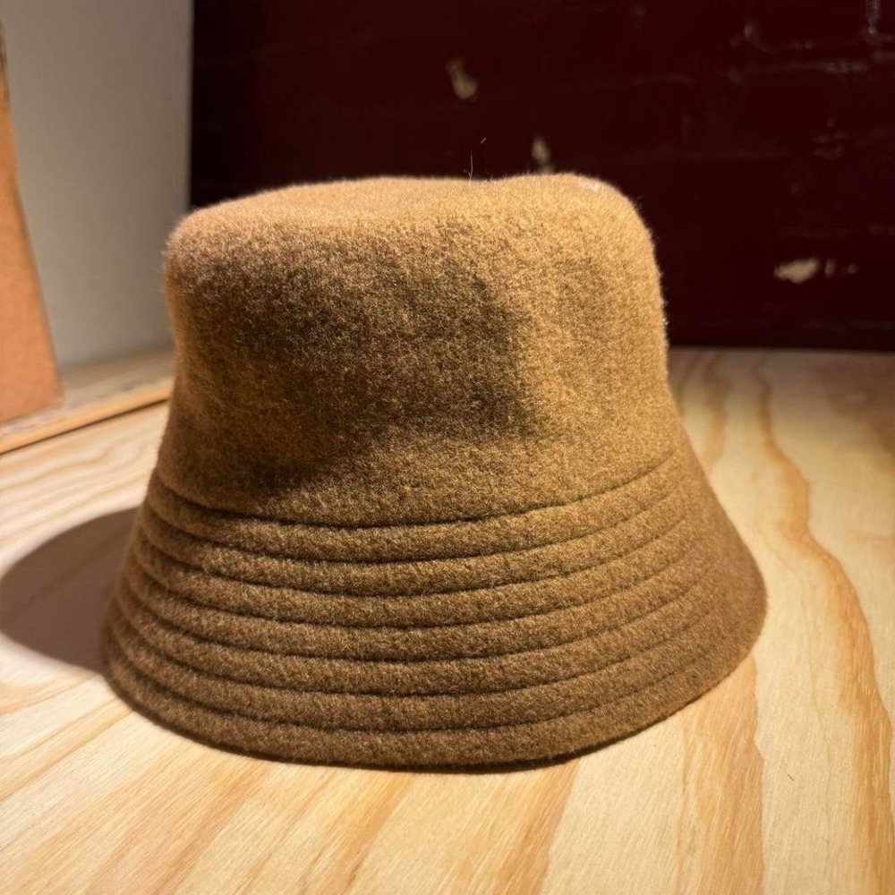 Uniqlo brown wool bucket hat